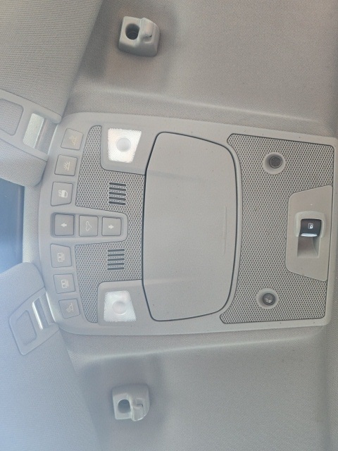 2015 Ford F-150 Lariat photo 17