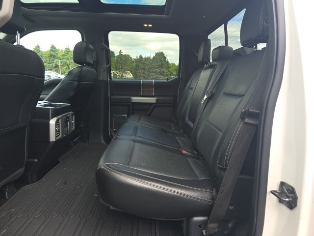 2015 Ford F-150 Lariat photo 20