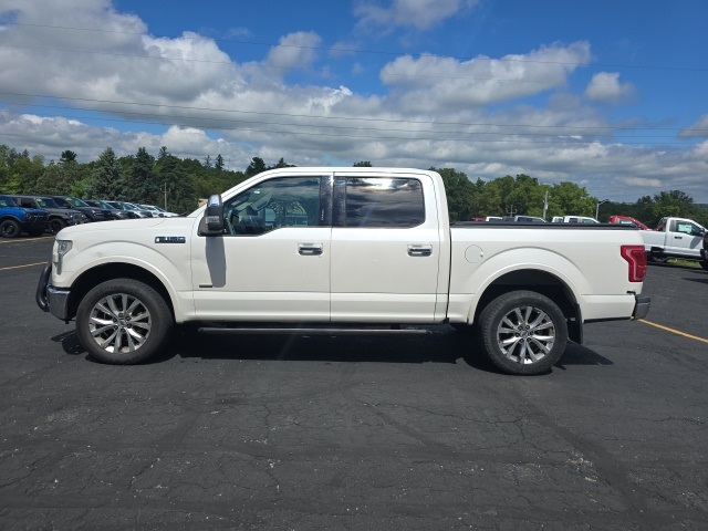 2015 Ford F-150 Lariat photo 3