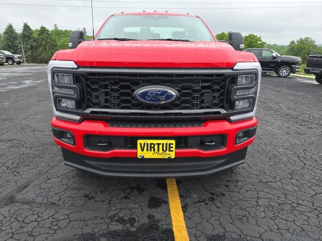2025 Ford F-350SD