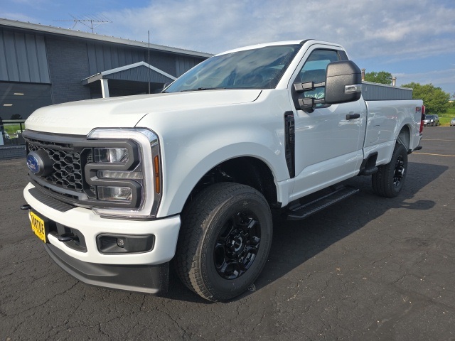 2025 Ford F-350SD