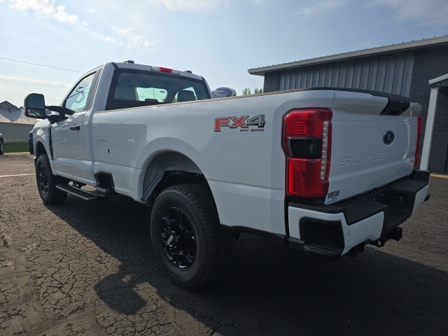 2025 Ford F-350SD