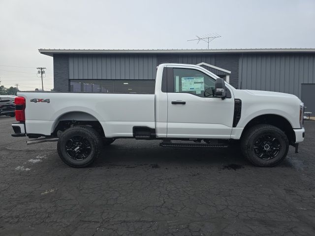 2025 Ford F-350SD