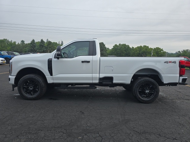 2025 Ford F-350SD