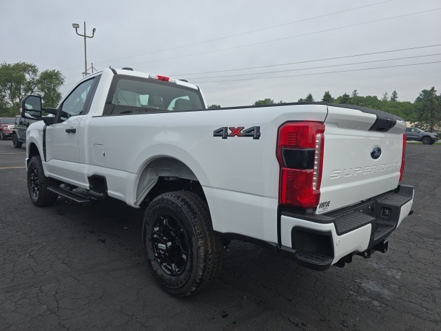 2025 Ford F-350SD