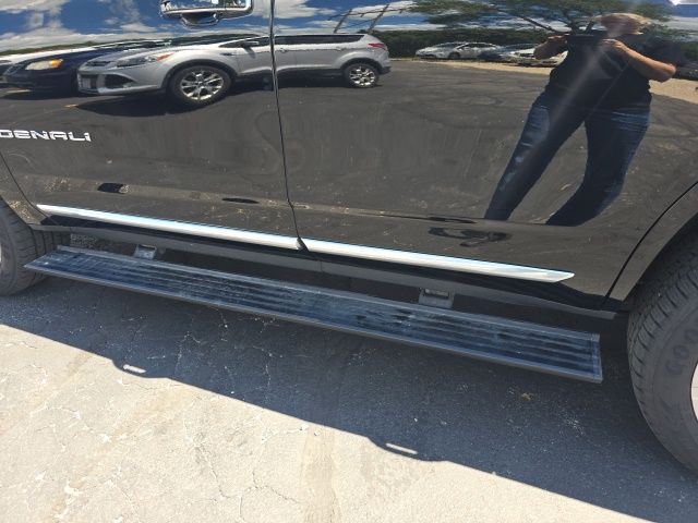 2023 GMC Yukon
