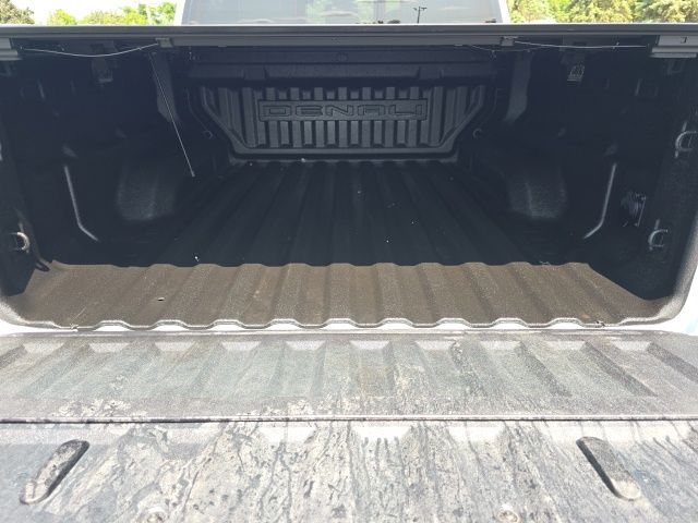 2023 GMC Canyon