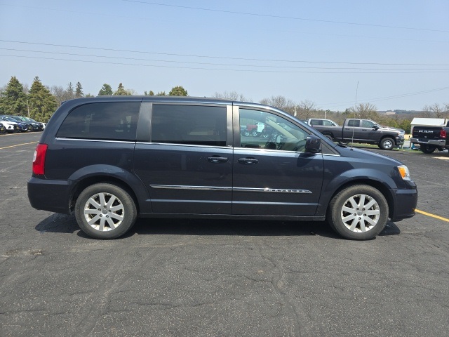2013 Chrysler Town and Country