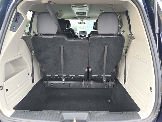 2016 Chrysler Town and Country