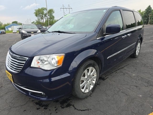 2016 Chrysler Town and Country