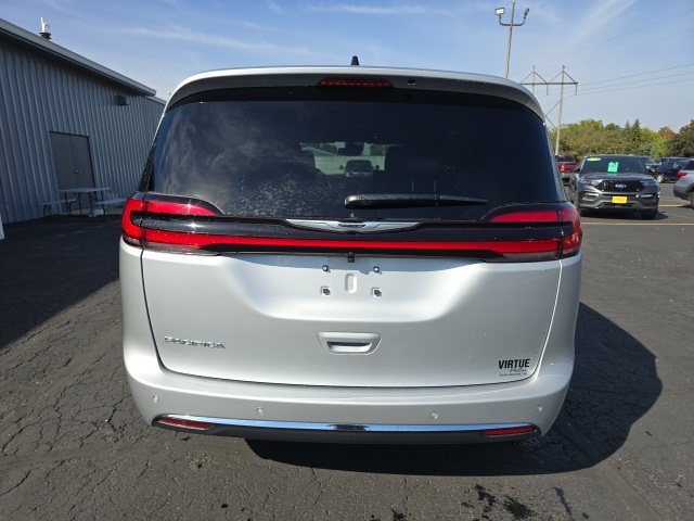 2026 Chrysler Pacifica