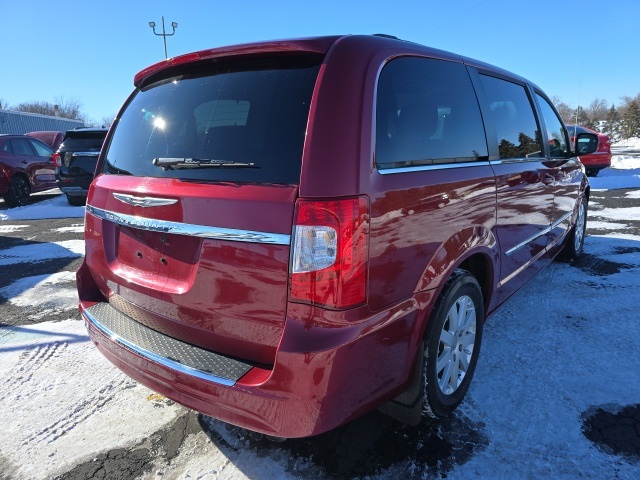 2014 Chrysler Town and Country