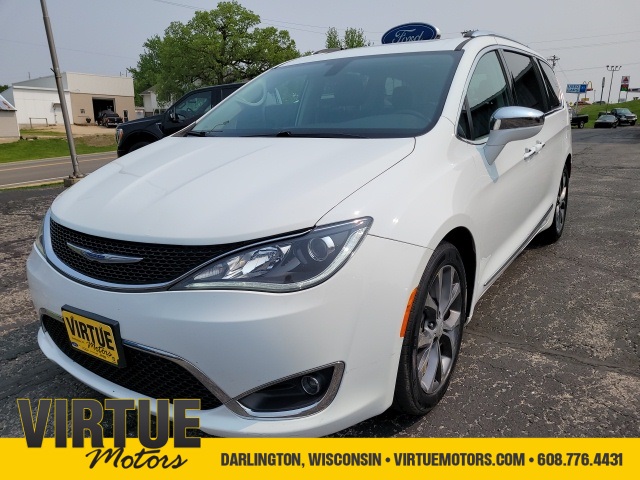 Used 2017 Chrysler Pacifica Limited Van