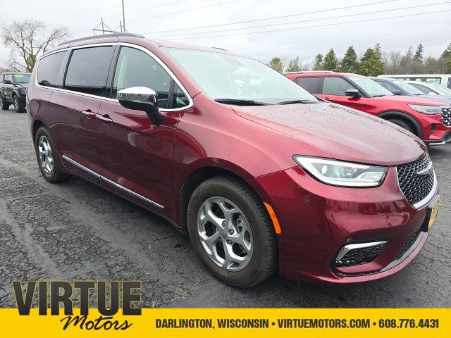 Used 2023 Chrysler Pacifica Limited Vans