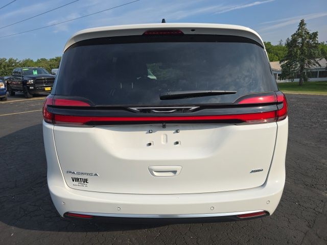 2027 Chrysler Pacifica