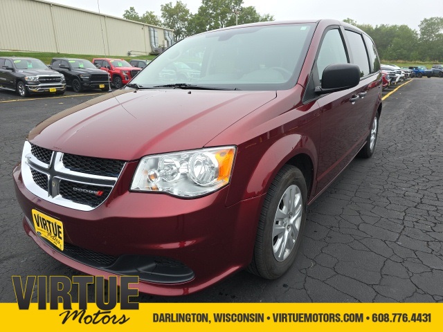 Used 2019 Dodge Grand Caravan SE with VIN 2C4RDGBG9KR616562 for sale in Darlington, WI