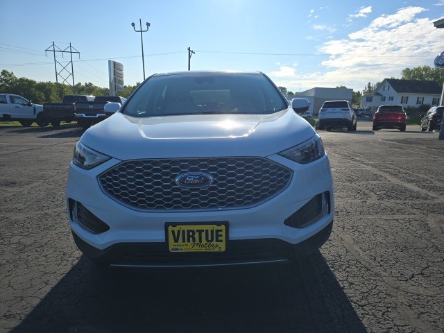 2023 Ford Edge SEL photo 2