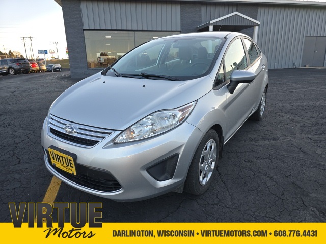 Used 2012 Ford Fiesta SE Car