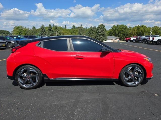 2020 Hyundai Veloster Turbo Ultimate photo 8
