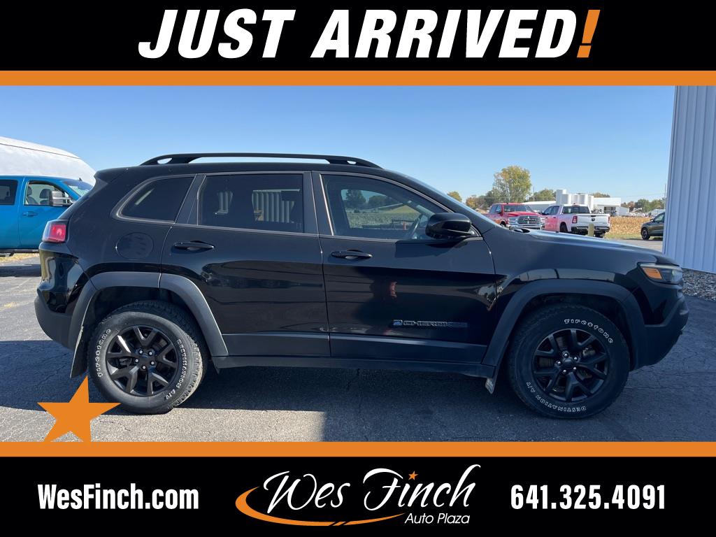 Used 2020 Jeep Cherokee Upland SUV