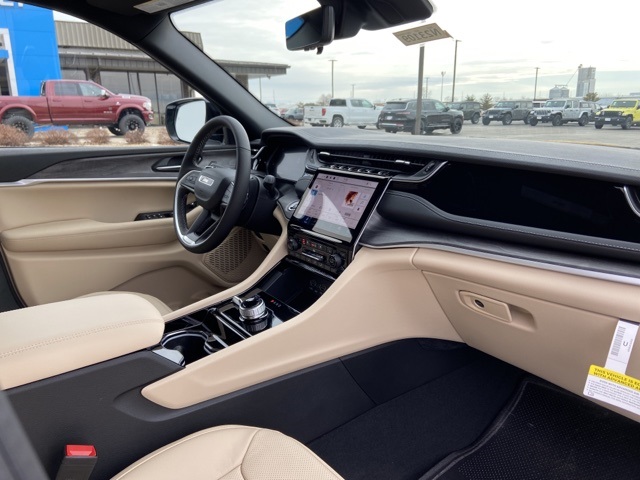 2023 Jeep Grand Cherokee L