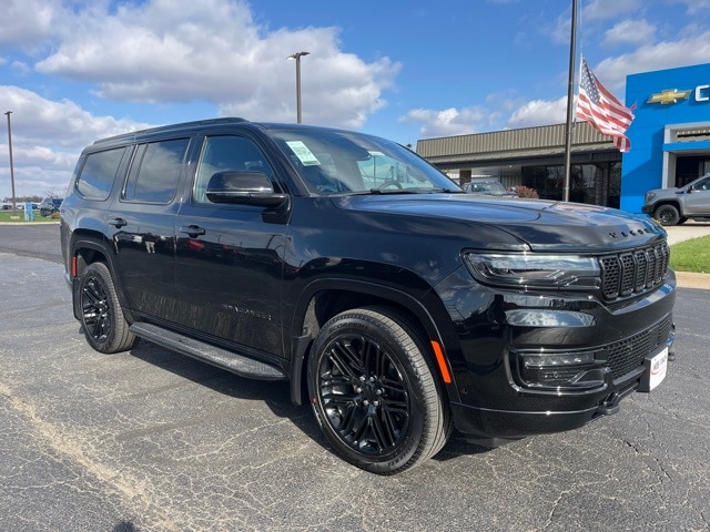 New 2023 Wagoneer Series II Carbide Crossover