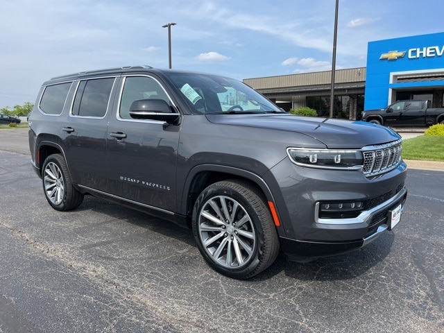 New 2024 Grand Wagoneer 4x4 Crossover