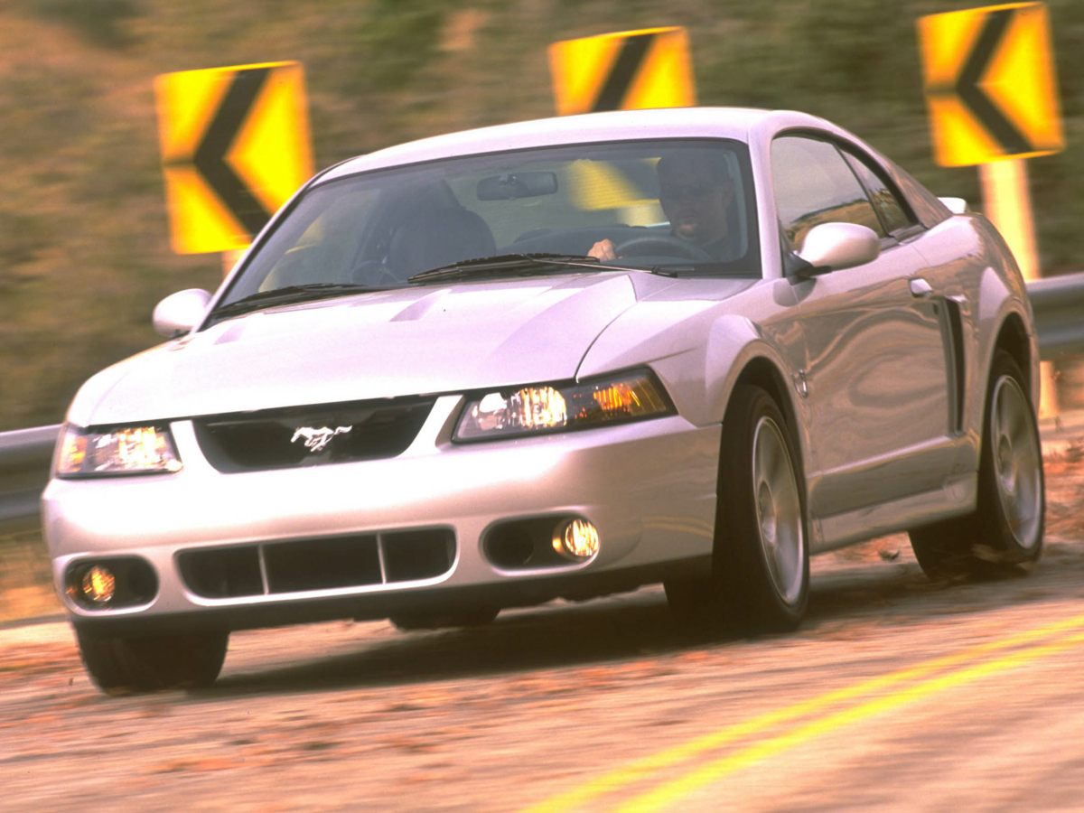 Used 2003 Ford Mustang 2D  Car