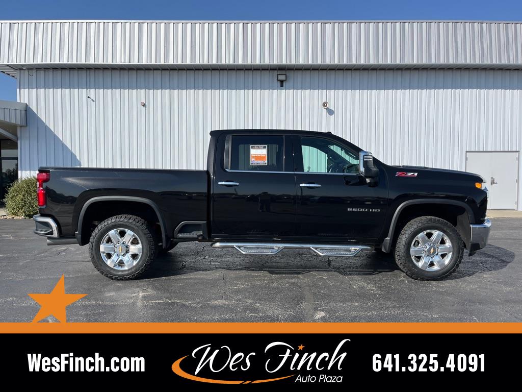 Used 2022 Chevrolet Silverado 2500HD LTZ with VIN 1GC4YPEY9NF361362 for sale in Grinnell, IA