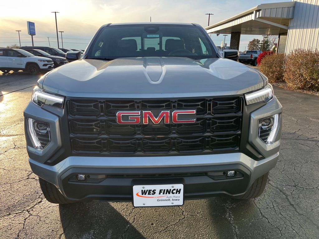 2024 GMC Canyon