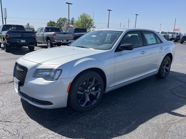 2023 Chrysler 300