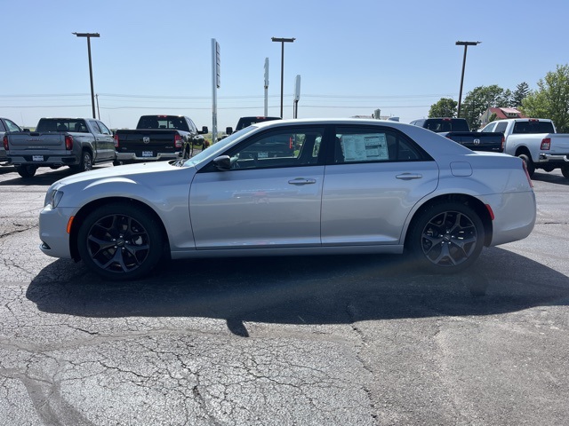 2023 Chrysler 300