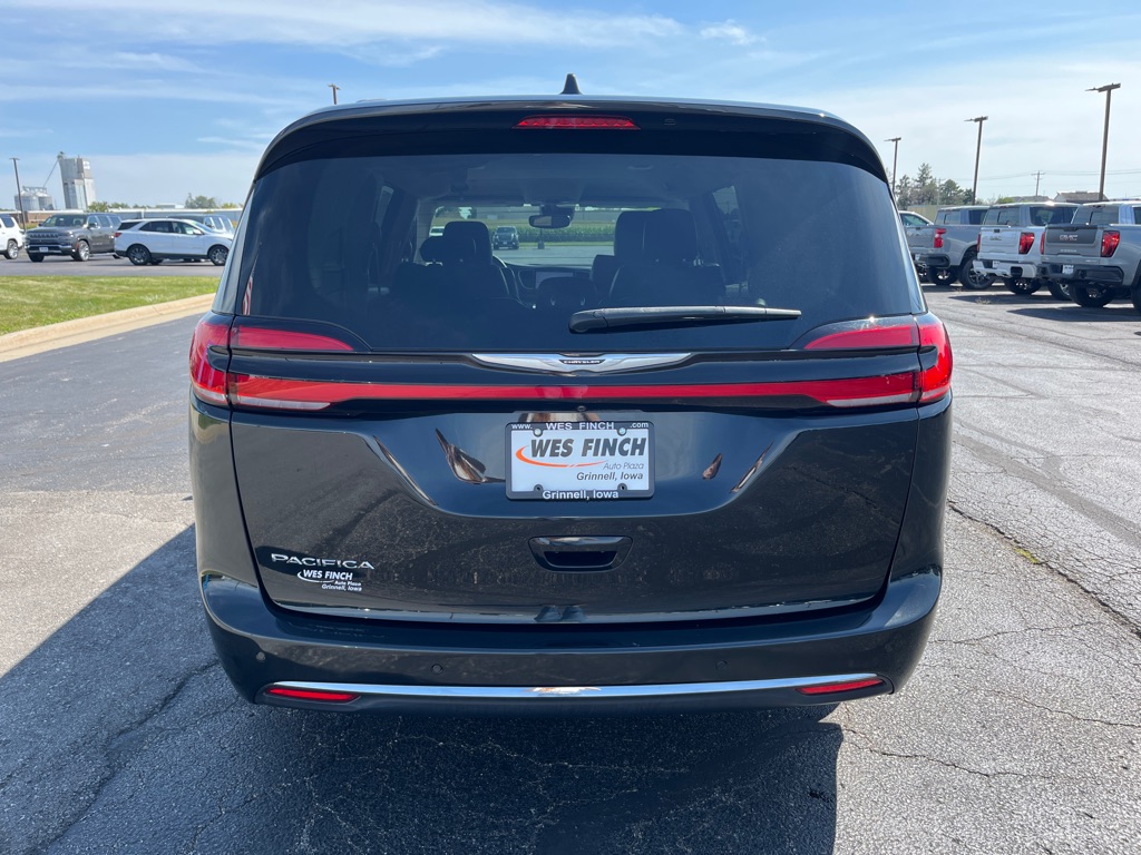 2022 Chrysler Pacifica