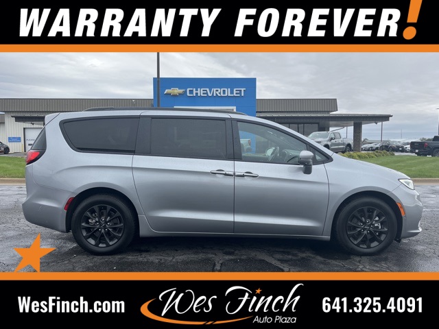 Used 2021 Chrysler Pacifica Touring L Van