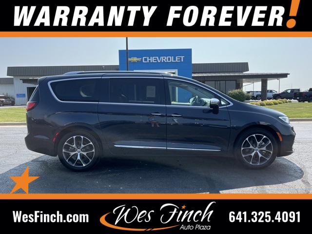 Used 2021 Chrysler Pacifica Limited Van