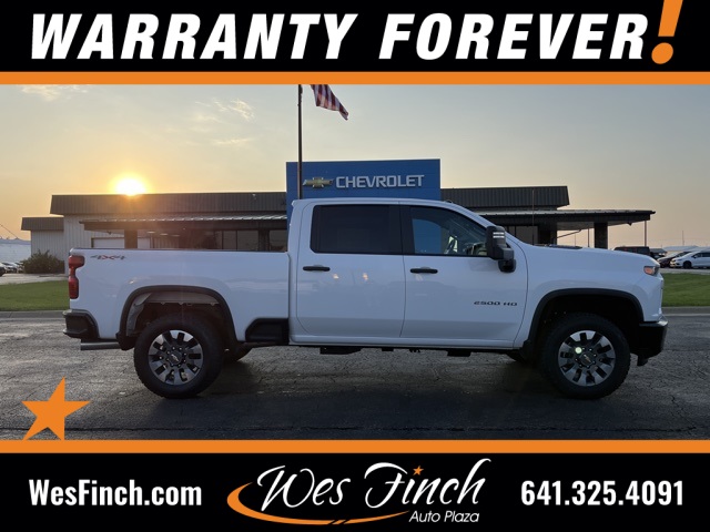 New 2023 Chevrolet Silverado 2500HD Custom Truck