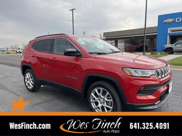 New 2023 Jeep Compass Latitude Lux Crossover