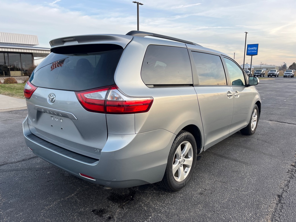 2017 Toyota Sienna