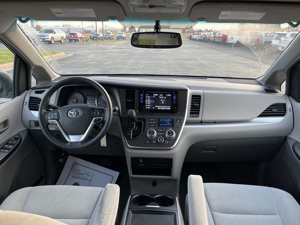 2017 Toyota Sienna