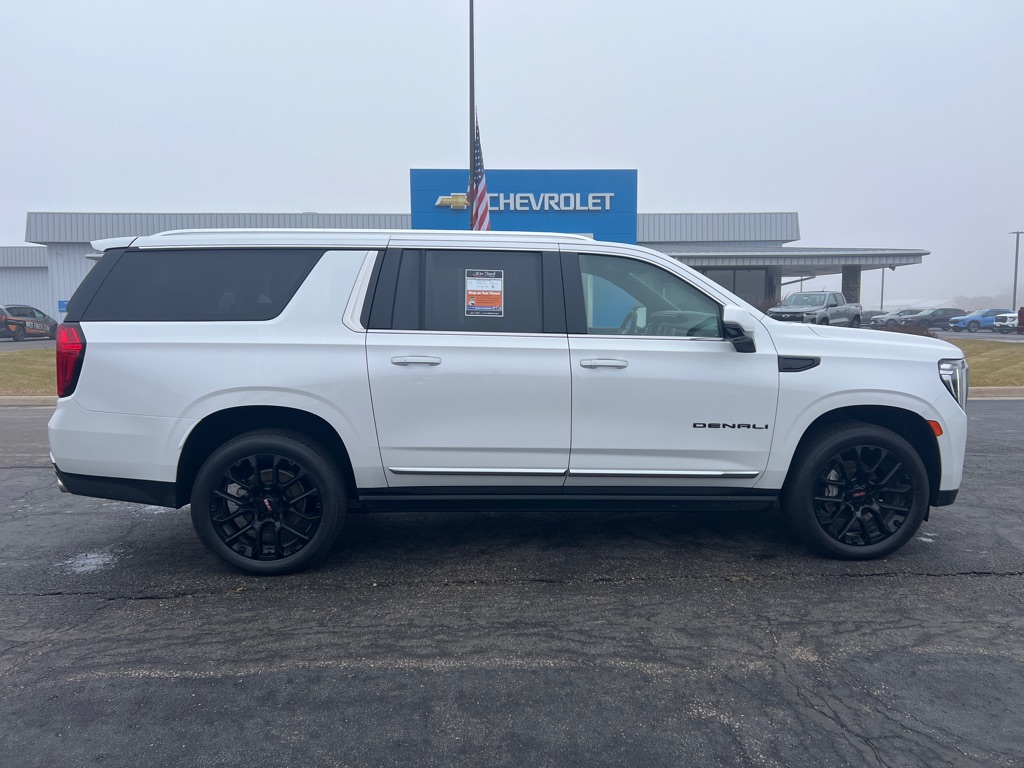 2023 GMC Yukon XL