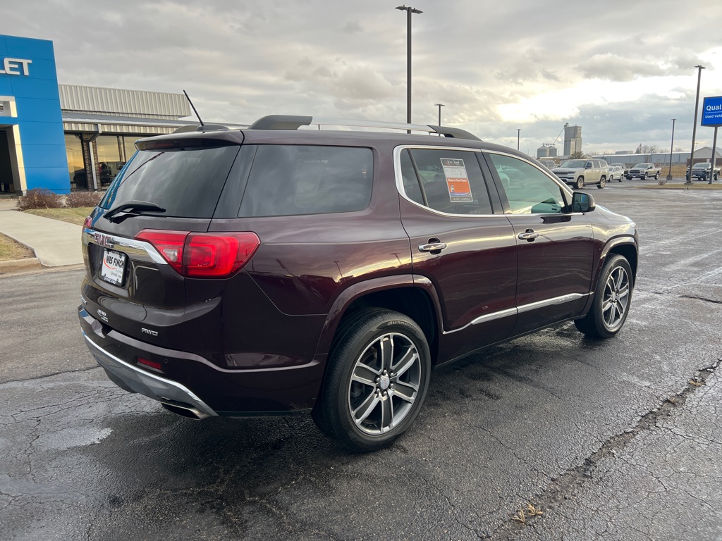 2017 GMC Acadia