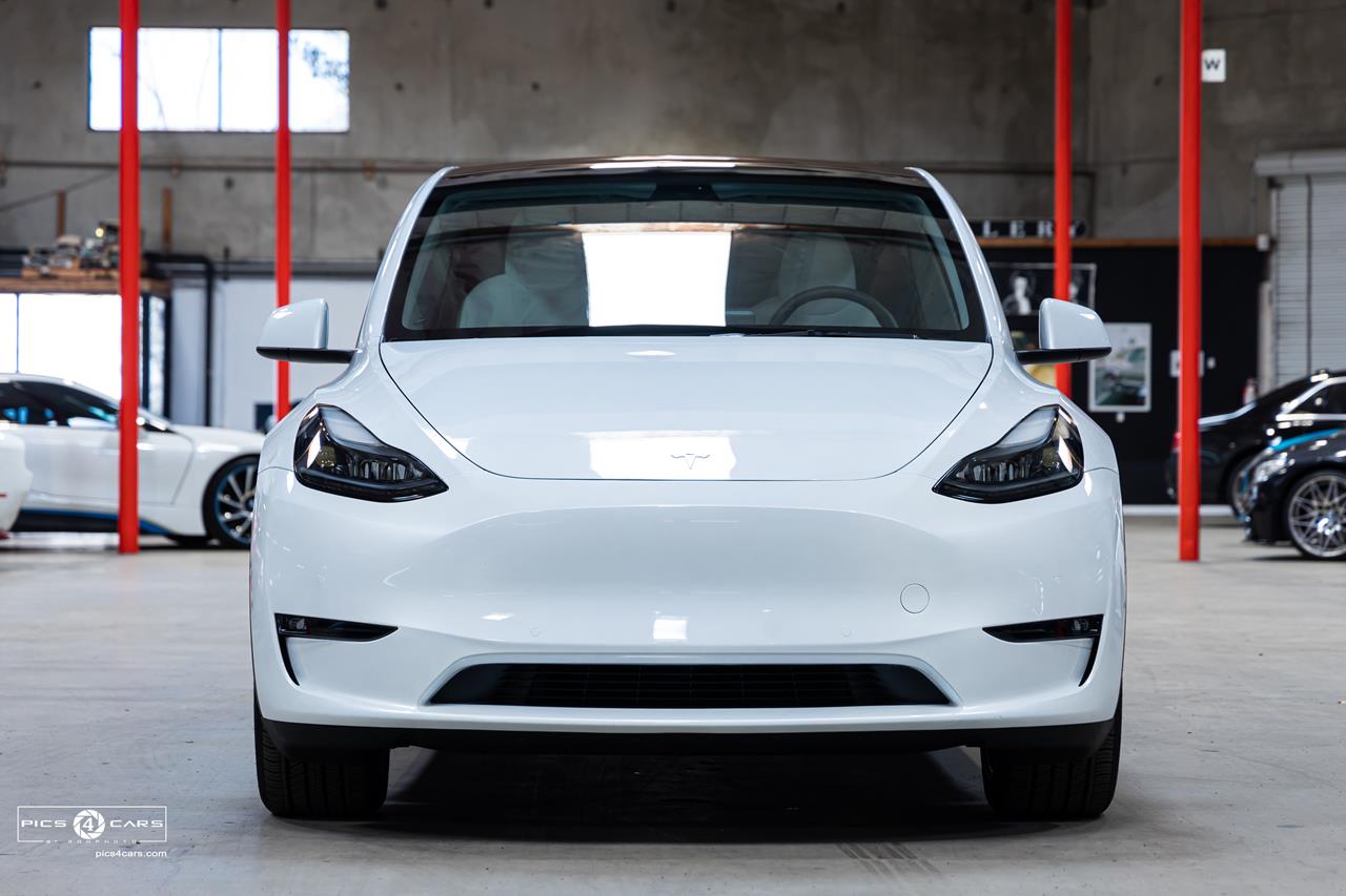 2022 Tesla Model Y Long Range Crossover