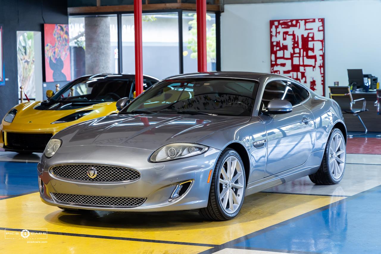  2013 Jaguar XK Touring Car