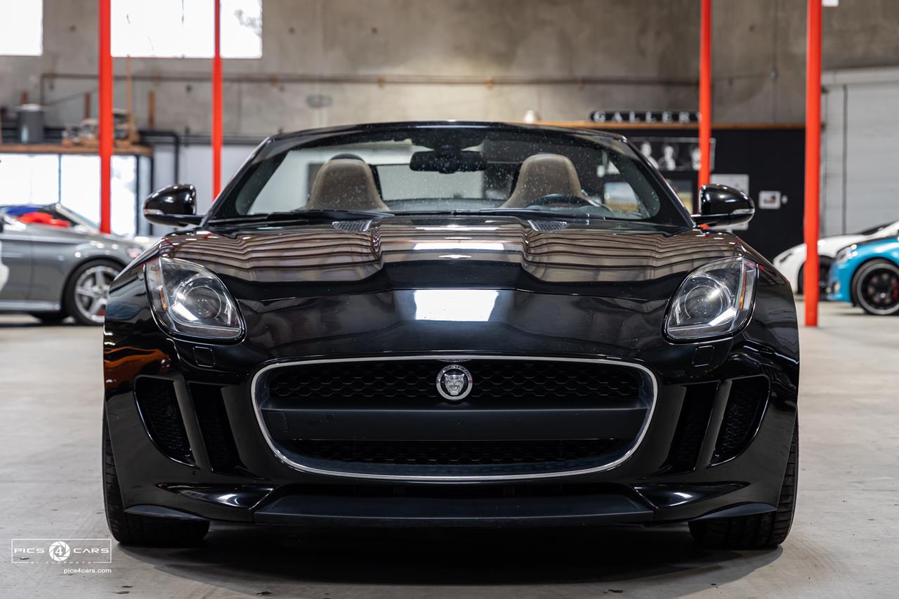  2014 Jaguar F-TYPE  Car