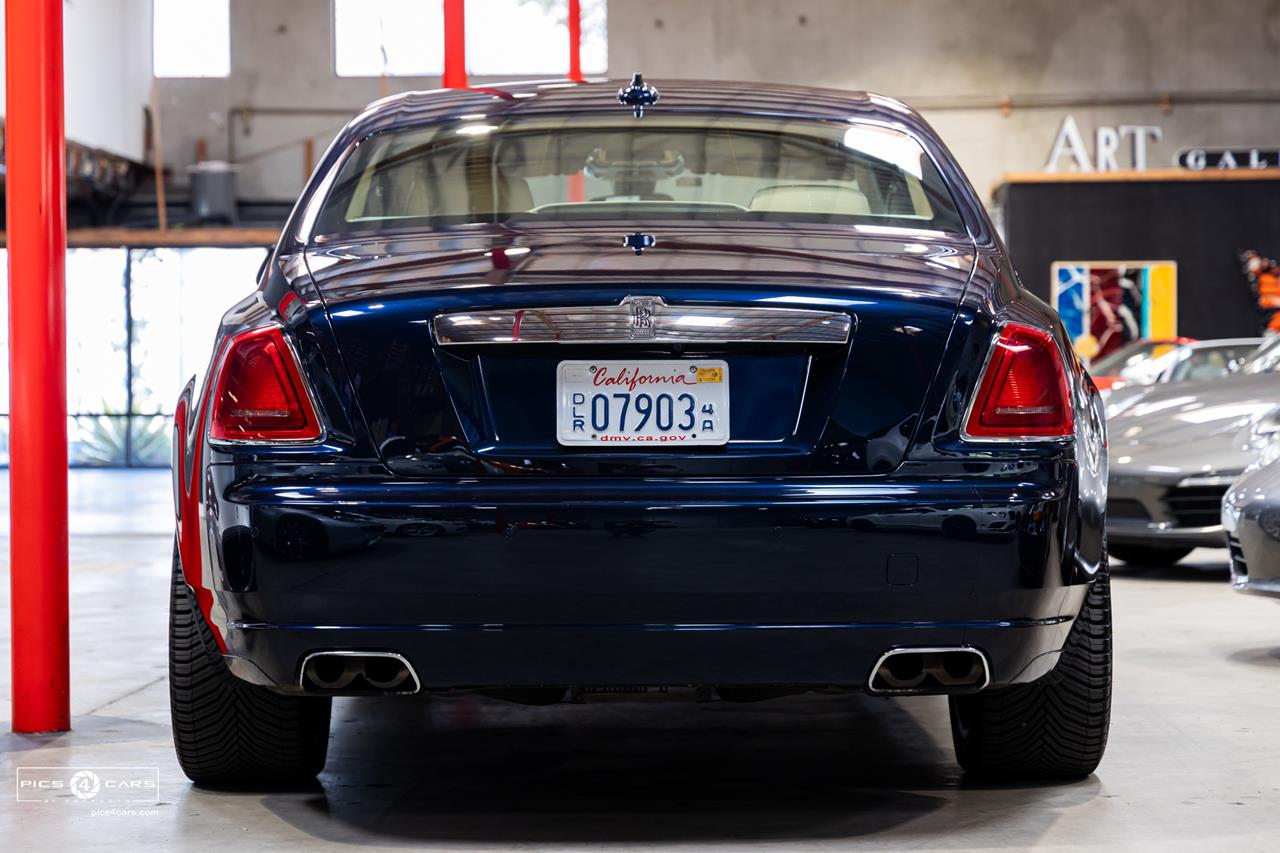  2014 Rolls-Royce Ghost   Car