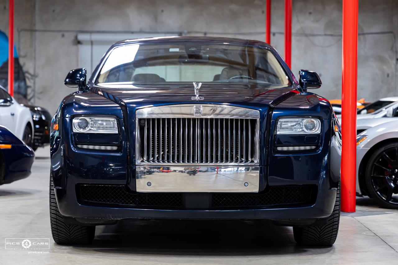  2014 Rolls-Royce Ghost   Car