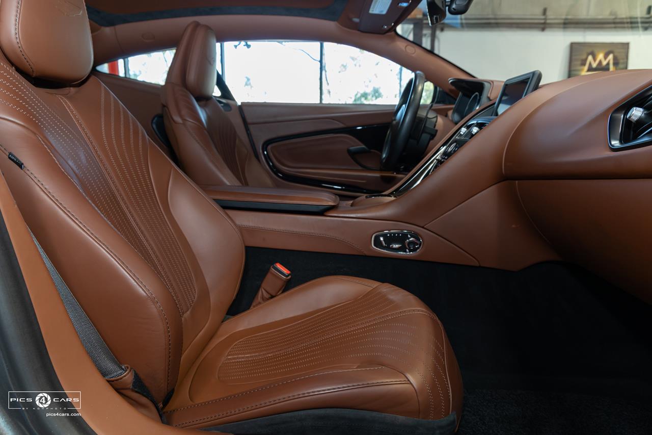 2017 Aston Martin DB11