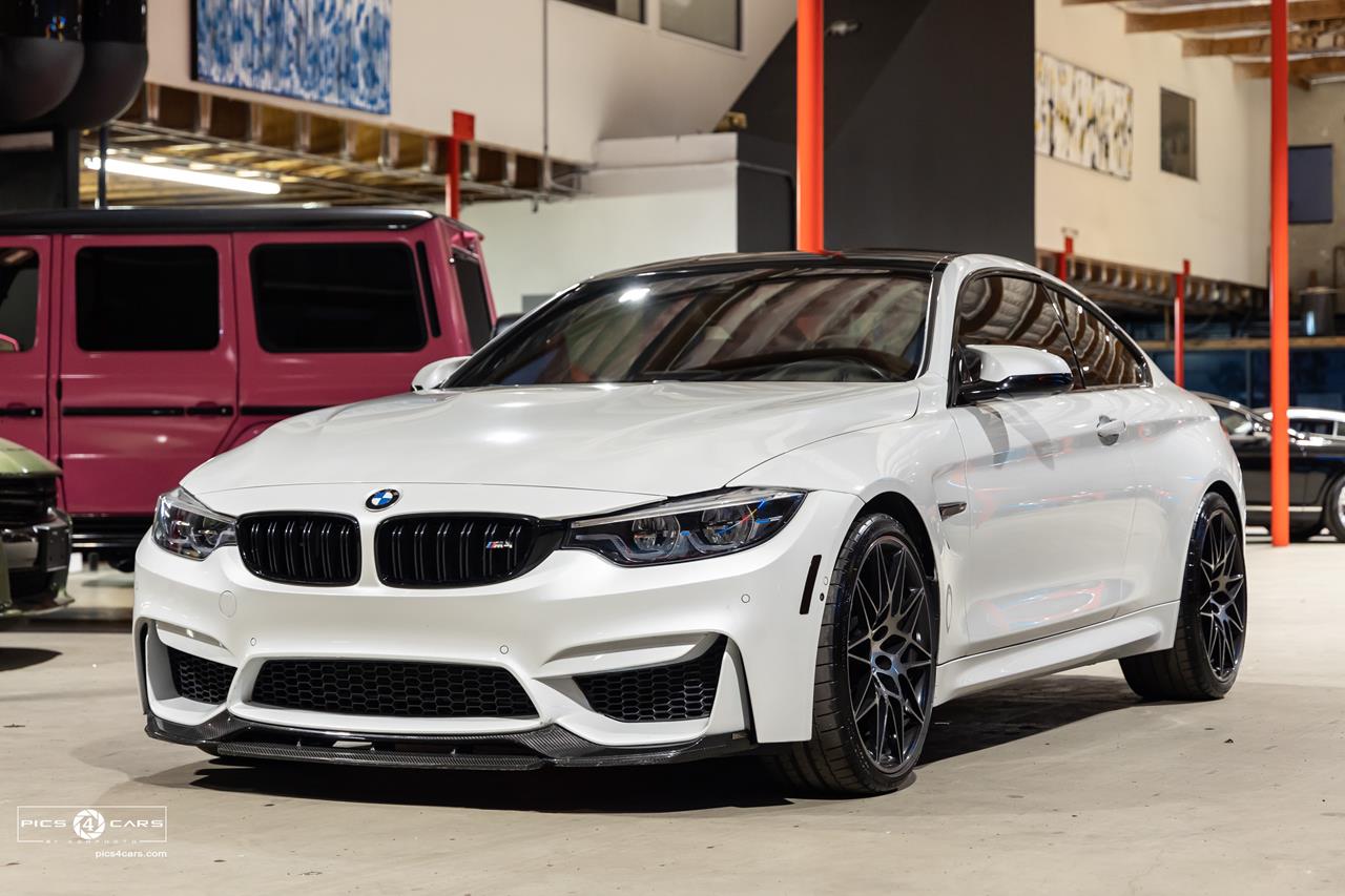  2018 BMW M4  Car