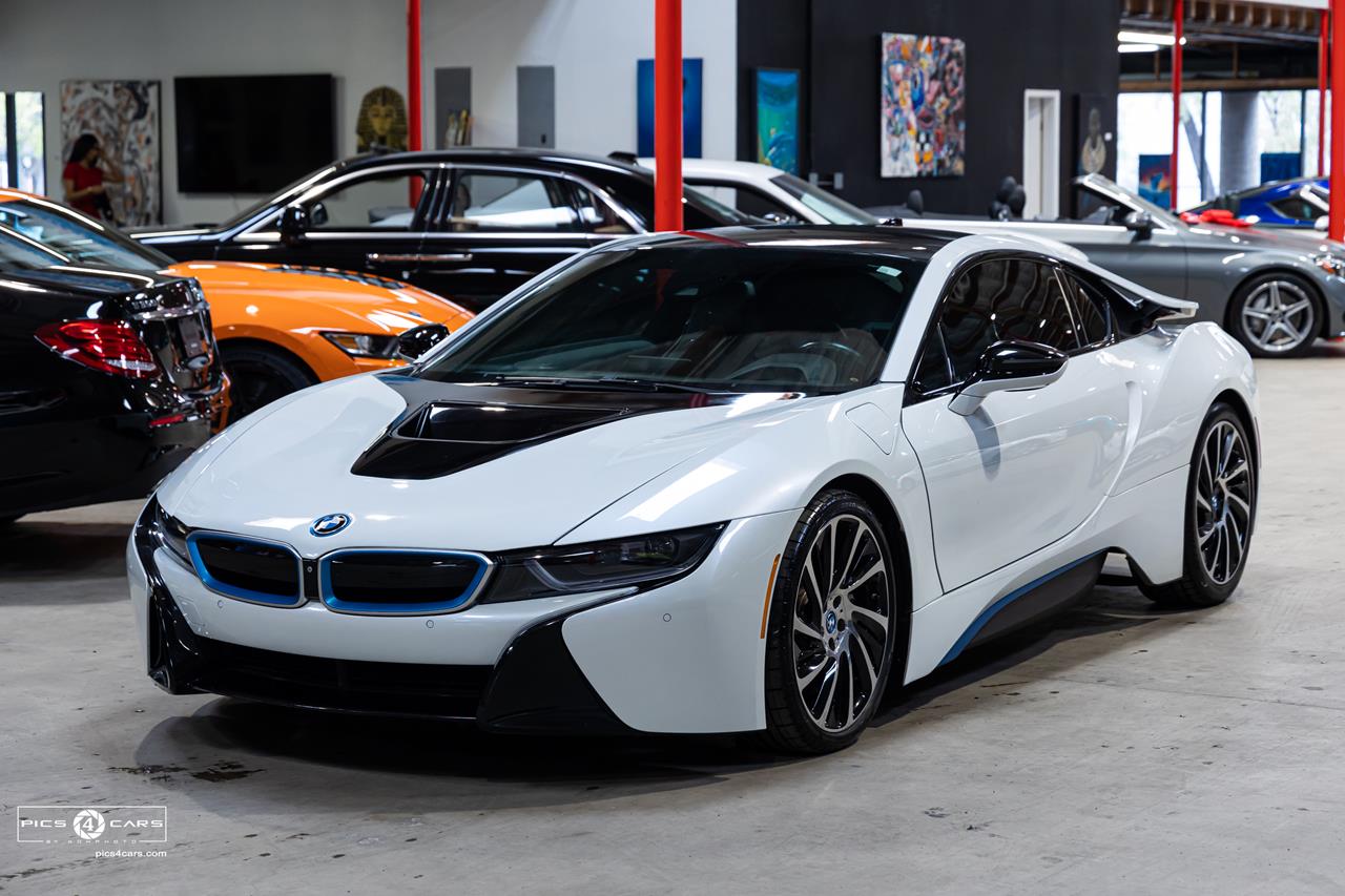  2015 BMW i8   Car