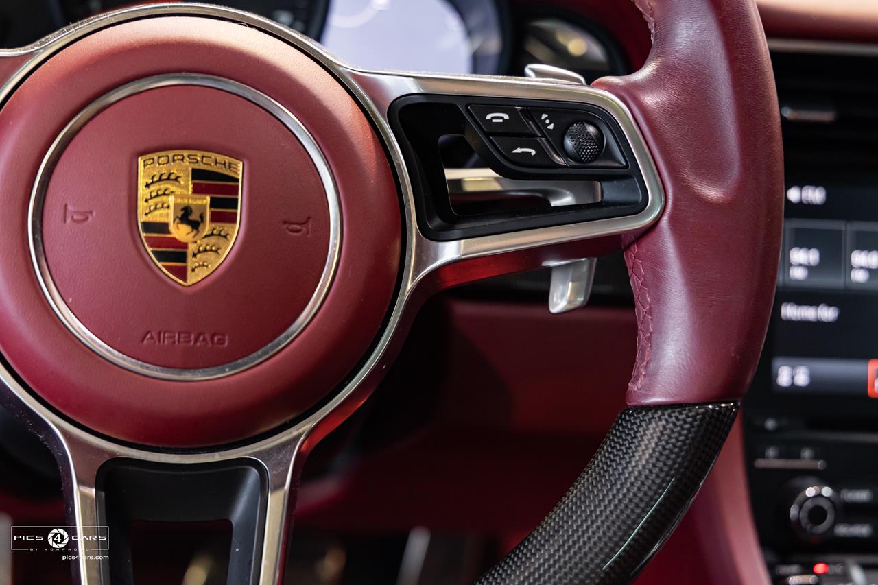 2017 Porsche 911